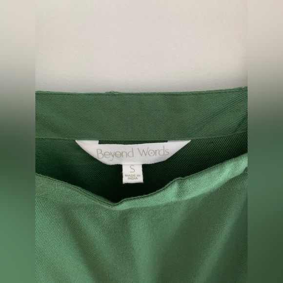 Green puff sleeve dress - Picture 6 of 6